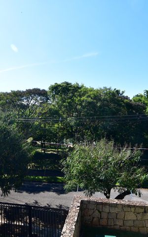 Casa de condomínio à venda com 62m², 1 quarto e 2 vagasSala - Vista