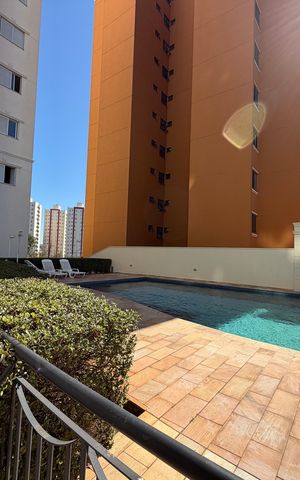 Apartamento à venda com 118m², 4 quartos e 3 vagasÁrea comum - Piscina