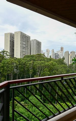 Apartamento à venda com 156m², 3 quartos e 3 vagasVaranda