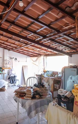 Casa à venda com 270m², 4 quartos e 2 vagasVaranda