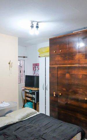 Casa à venda com 270m², 4 quartos e 2 vagasSuíte