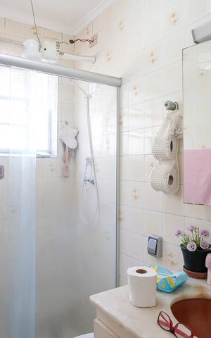 Casa à venda com 270m², 4 quartos e 2 vagasBanheiro