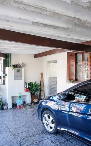Casa à venda com 270m², 4 quartos e 2 vagasGaragem