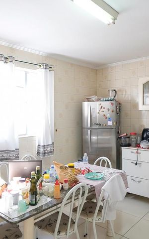 Casa à venda com 270m², 4 quartos e 2 vagasCozinha
