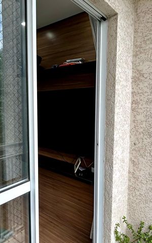 Apartamento à venda com 47m², 2 quartos e 1 vaga Apartamento à venda com 47m², 2 quartos e 1 vagaVaranda da Sala