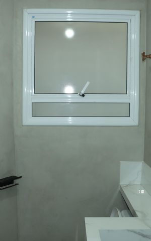 Casa de condomínio para alugar com 140m², 4 quartos e 3 vagasLavabo