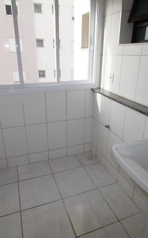 Apartamento para alugar com 70m², 2 quartos e 1 vagaÁrea de Serviço