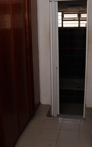 Casa à venda com 432m², 3 quartos e 3 vagasCloset