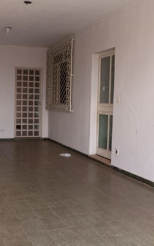 Casa à venda com 432m², 3 quartos e 3 vagasGaragem