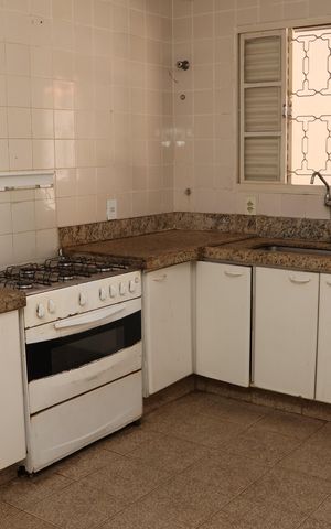 Casa à venda com 432m², 3 quartos e 3 vagascozinha