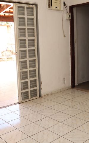 Casa à venda com 432m², 3 quartos e 3 vagasSala