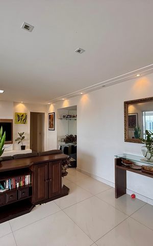 Apartamento à venda com 130m², 3 quartos e 2 vagas Apartamento à venda com 130m², 3 quartos e 2 vagasSala