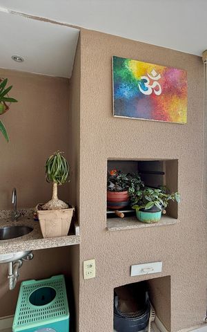 Apartamento à venda com 130m², 3 quartos e 2 vagas Apartamento à venda com 130m², 3 quartos e 2 vagasVaranda
