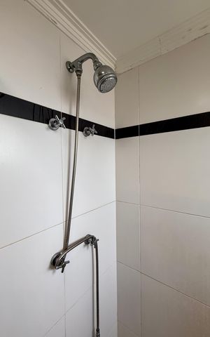 Apartamento à venda com 130m², 3 quartos e 2 vagas Apartamento à venda com 130m², 3 quartos e 2 vagasBanheiro Suíte 2