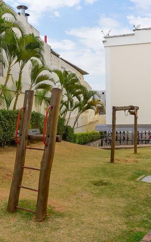 Apartamento à venda com 77m², 3 quartos e 1 vaga Apartamento à venda com 77m², 3 quartos e 1 vagaÁrea comum - Playground
