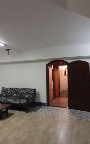 Casa à venda com 580m², 5 quartos e 10 vagasGaragem