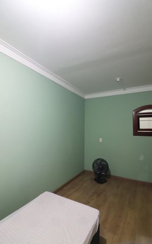 Casa à venda com 580m², 5 quartos e 10 vagasQuarto de Serviço