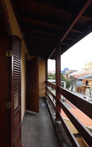 Casa à venda com 580m², 5 quartos e 10 vagasSacada 