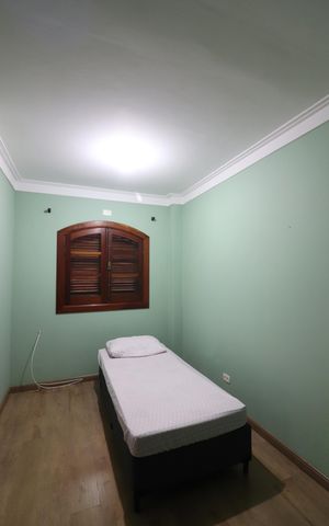Casa à venda com 580m², 5 quartos e 10 vagasQuarto de Serviço