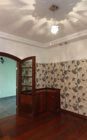 Casa à venda com 580m², 5 quartos e 10 vagasSuíte 1