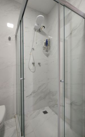 Apartamento à venda com 82m², 2 quartos e 1 vagaBanheiro Social