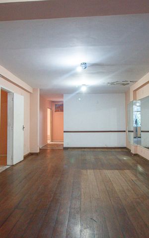 Casa à venda com 240m², 3 quartos e 1 vaga Casa à venda com 240m², 3 quartos e 1 vagaQuarto 4