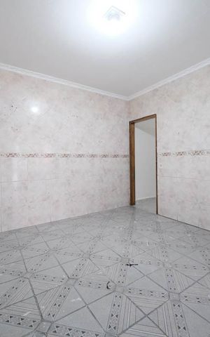 Casa à venda com 244m², 5 quartos e 4 vagasSala/Cozinha