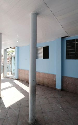 Casa à venda com 244m², 5 quartos e 4 vagasÁrea externa
