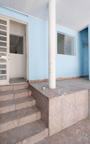 Casa à venda com 244m², 5 quartos e 4 vagasÁrea externa