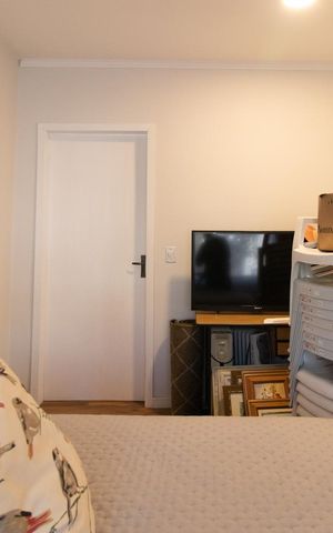 Casa à venda com 250m², 3 quartos e 3 vagas Casa à venda com 250m², 3 quartos e 3 vagasQuarto de Serviço