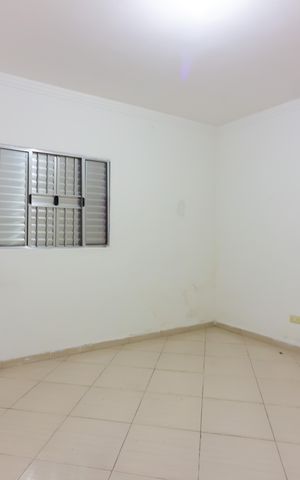 Casa à venda com 220m², 3 quartos e 2 vagas Casa à venda com 220m², 3 quartos e 2 vagasQuarto 1