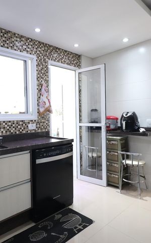 Apartamento à venda com 132m², 3 quartos e 2 vagasCozinha