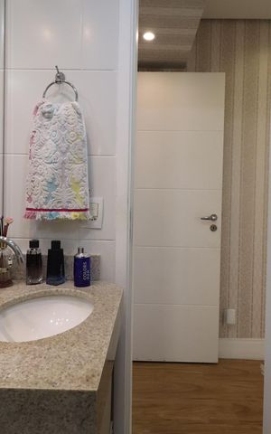 Apartamento à venda com 132m², 3 quartos e 2 vagasBanheiro Social