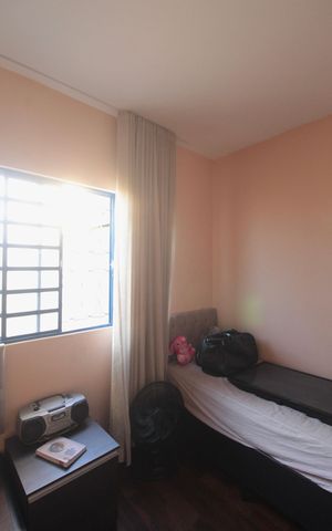 Casa à venda com 170m², 3 quartos e 2 vagasQuarto