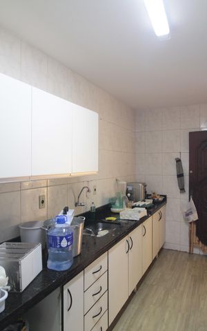 Casa à venda com 170m², 3 quartos e 2 vagasCozinha