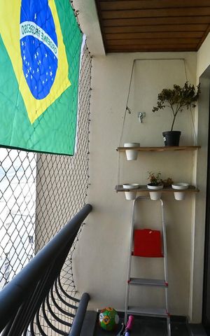 Apartamento à venda com 68m², 2 quartos e 1 vagaVaranda