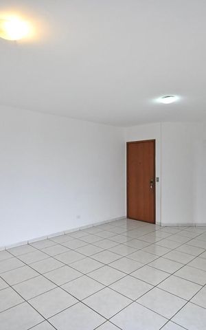 Apartamento para alugar com 68m², 2 quartos e 1 vagaSala