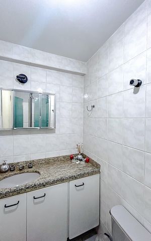 Apartamento à venda com 70m², 3 quartos e 2 vagasBanheiro