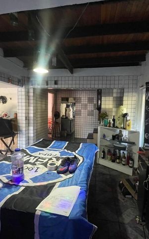 Casa à venda com 158m², 3 quartos e 2 vagas