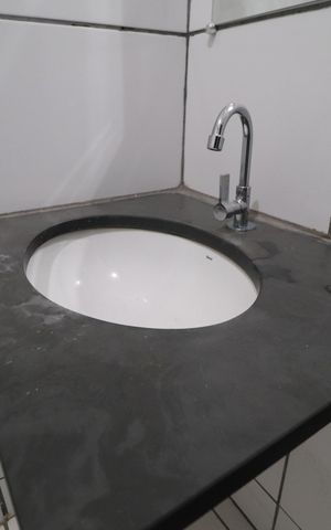 Casa para alugar com 300m², 5 quartos e 4 vagasBanheiro Social 2