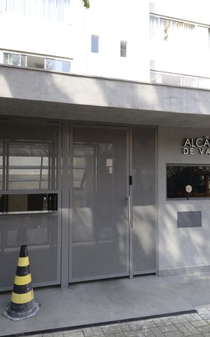 Apartamento à venda com 78m², 2 quartos e 1 vagaFachada