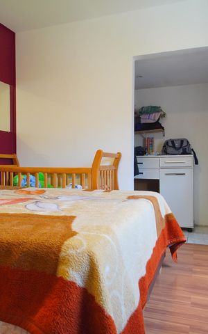 Casa à venda com 120m², 4 quartos e 4 vagasSuíte