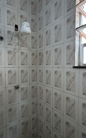 Casa à venda com 70m², 2 quartos e sem vagaBanheiro