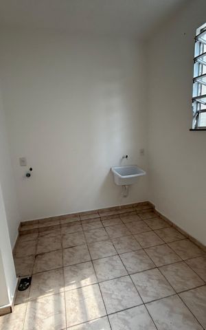 Casa à venda com 70m², 2 quartos e sem vagaÁrea de Serviço