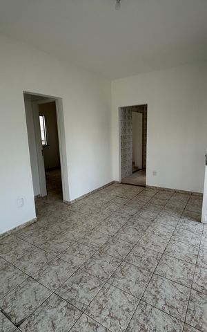 Casa à venda com 70m², 2 quartos e sem vagaSala
