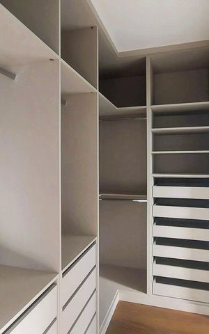 Casa à venda com 273m², 3 quartos e 4 vagas