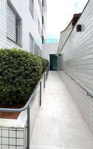Apartamento à venda com 157m², 3 quartos e 2 vagas Apartamento à venda com 157m², 3 quartos e 2 vagasEntrada