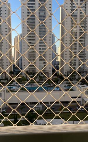 Apartamento para alugar com 237m², 4 quartos e 4 vagas