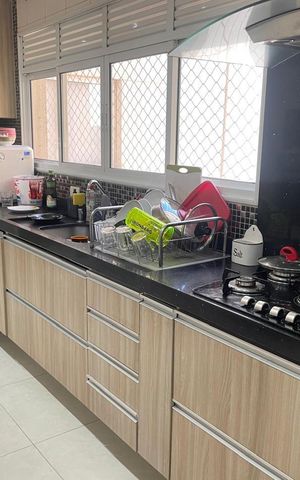 Apartamento para alugar com 237m², 4 quartos e 4 vagas
