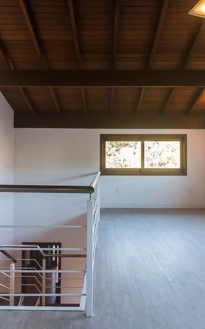 Casa de condomínio para alugar com 270m², 3 quartos e 2 vagas Casa de condomínio para alugar com 270m², 3 quartos e 2 vagasEscritório